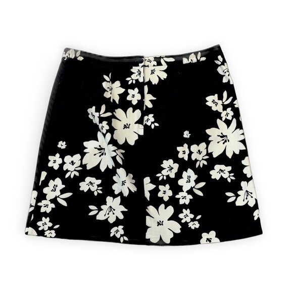 18 Vintage Floral Patterned Skirt - Picture 2 of 3
